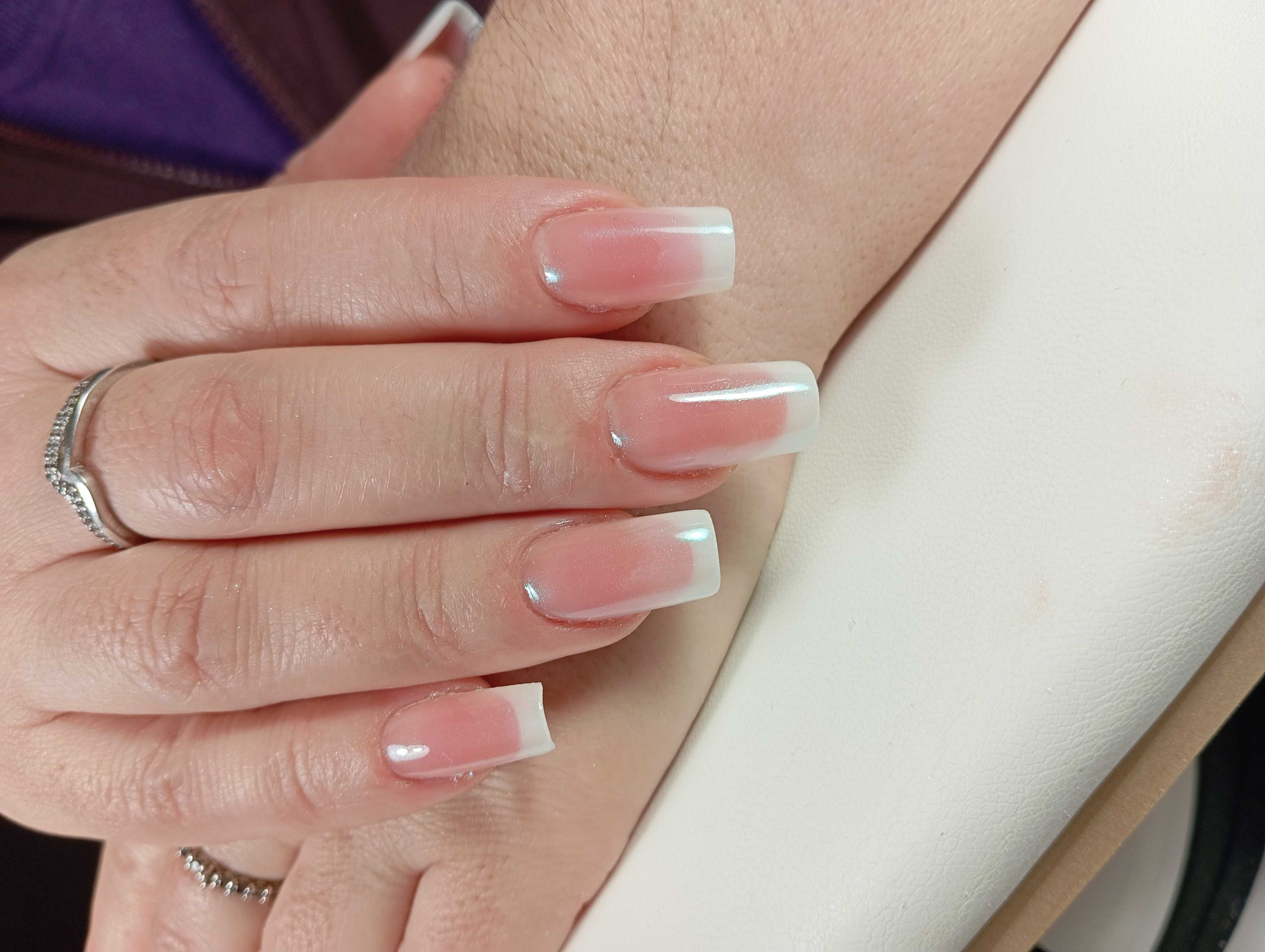 Manicure, przedłużenie paznokci