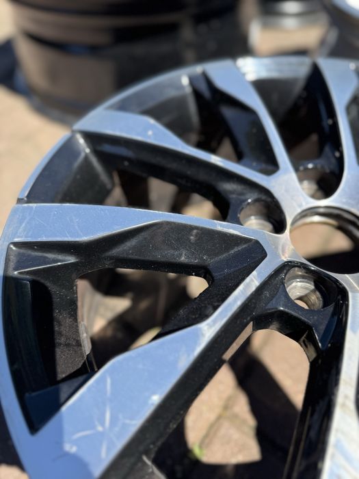 1x Felga Volvo 17” 7J ET50 5x108 Demo F-Vat