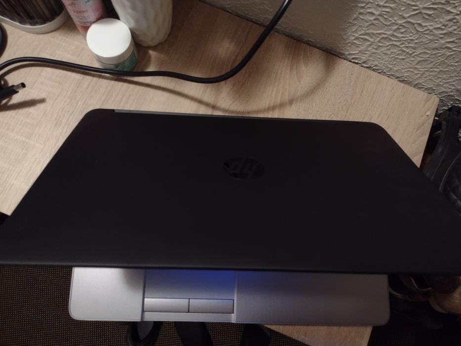 HP ProBook i5/8/SSD/windows 11