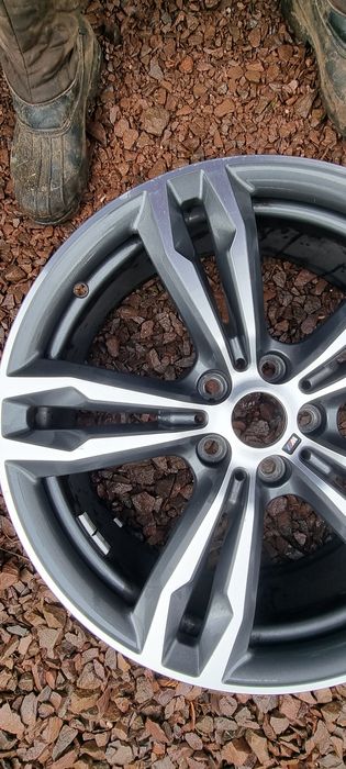 BMW X1 X2 FELGA 1 sztuka M pakiet 5x112x19 et 47 8j Ładna