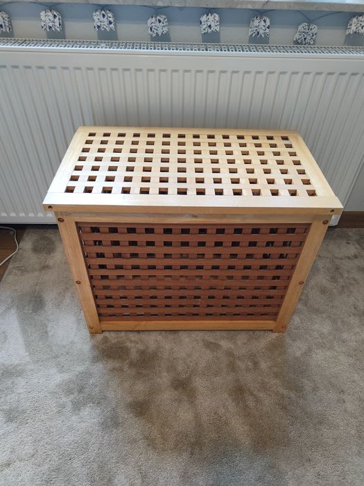 Skrzynia na pranie Ikea ażurowa na zabawki z litego drewna