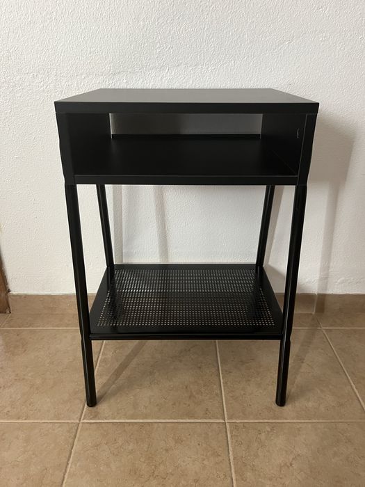Mesa de Cabeceira IKEA