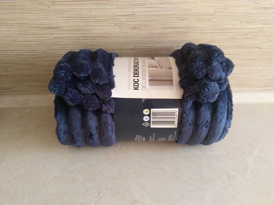 NAJTANIEJ Koc Dekoracyjny Kocyk Narzuta 150 x 180 cm GRANATOWY Wysyłka