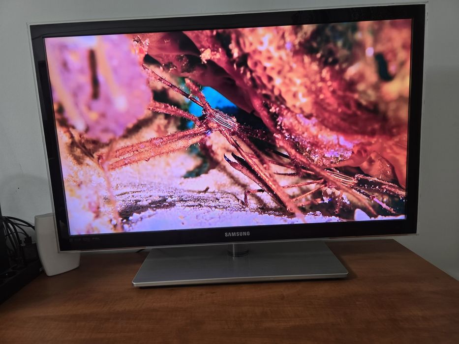 TV LED Samsung 40" UE40C6000