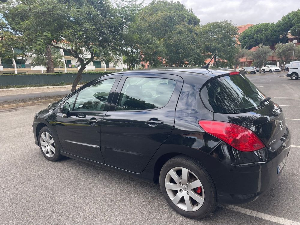 Peugeot 308 ano 2009 diesel, apenas 176mil kms