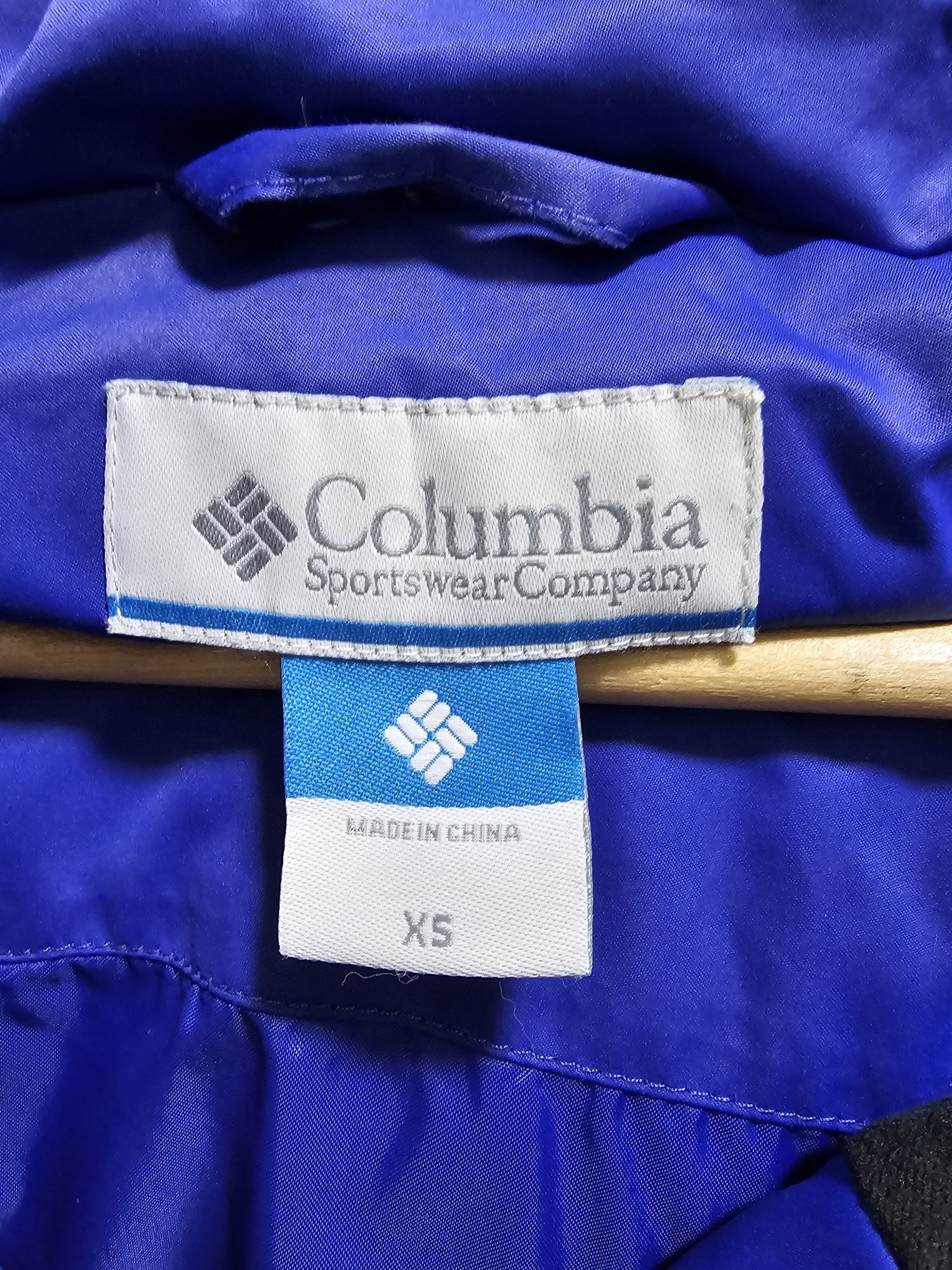 Поховік,  зимова куртка Columbia