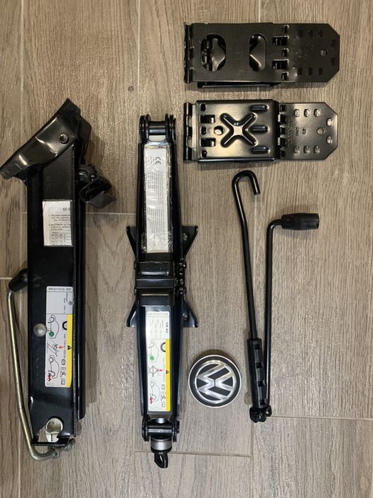 Домкрат Volkswagen Tiguan VW новий