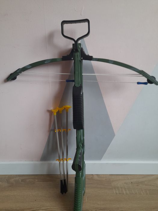 Дитячий іграшковий арбалет