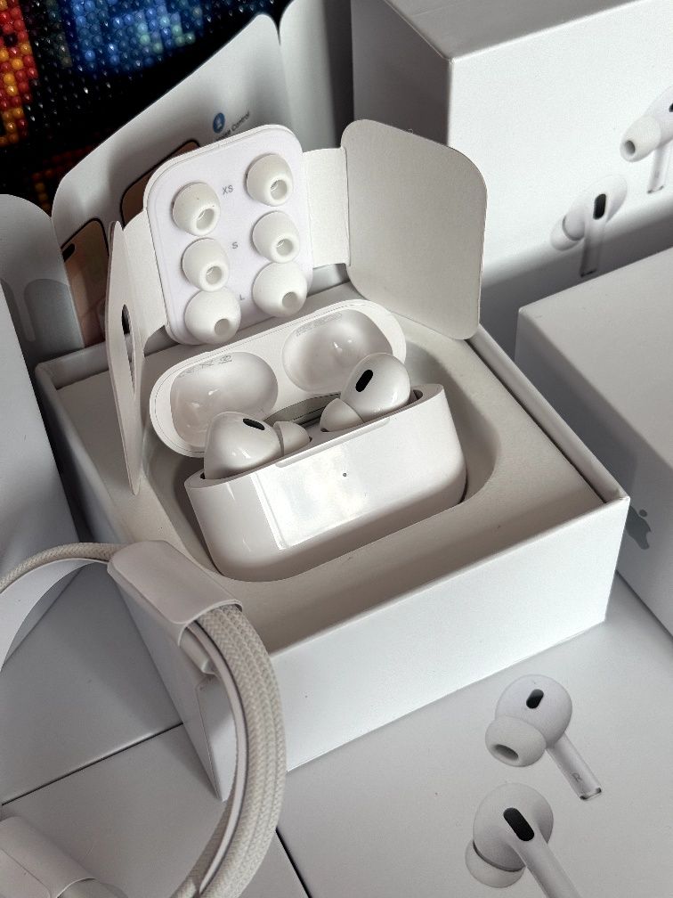 Бездротові навушники Apple AirPods Pro 2