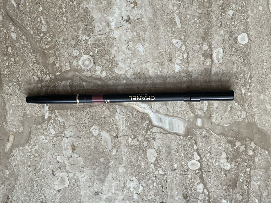 Konturówka do ust kredka Chanel Le Crayon Levres Pivoine 164