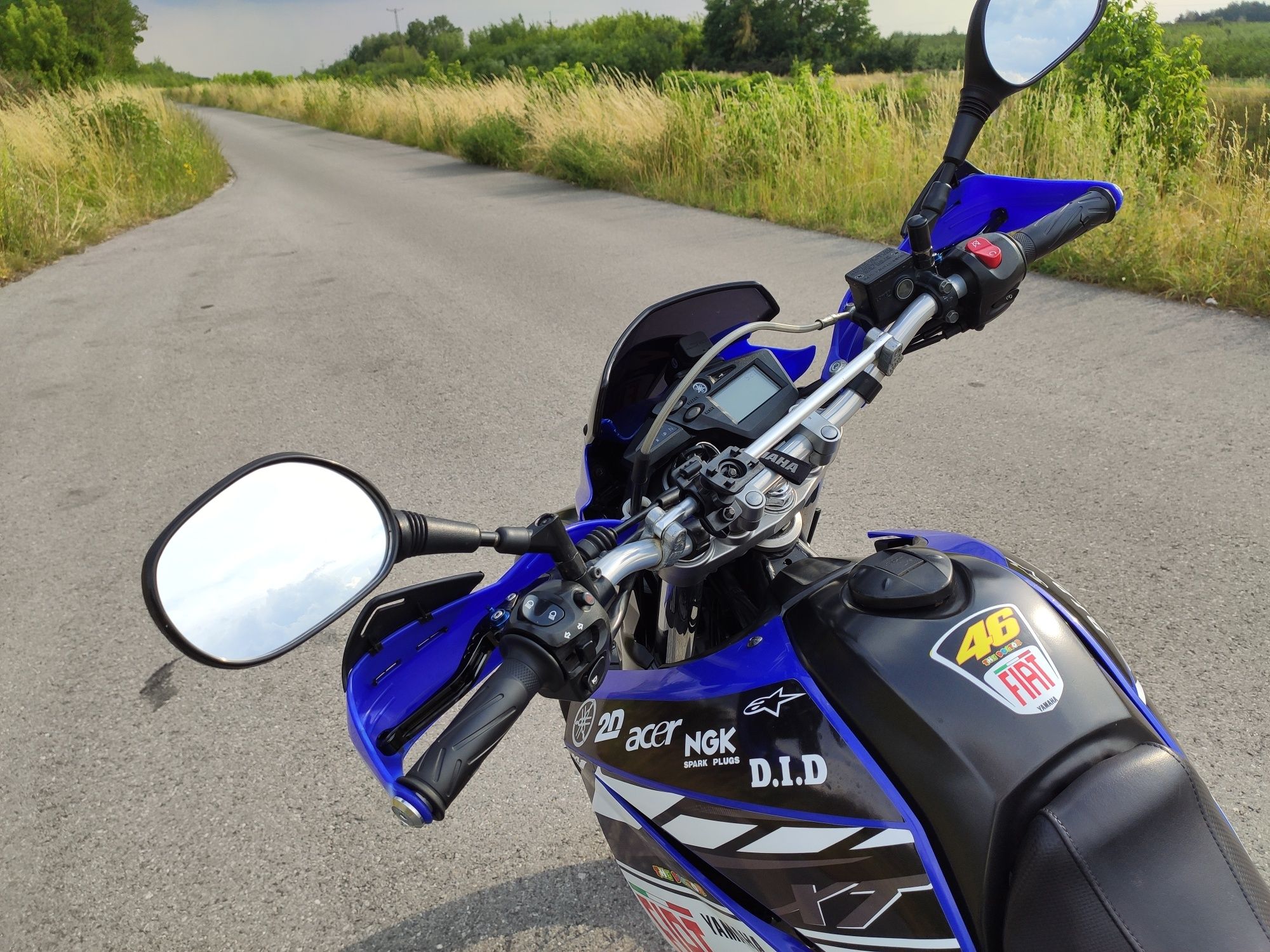 Yamaha xt 660x supermoto