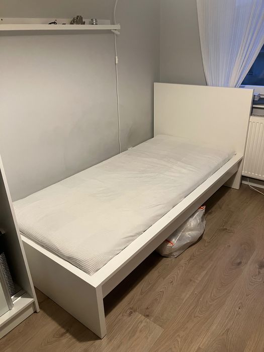 Rama łóżka z materacem 90x200