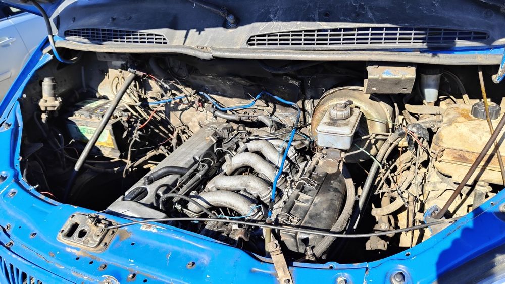 Двигун від 124 Мерседеса 2,5 дизель 602