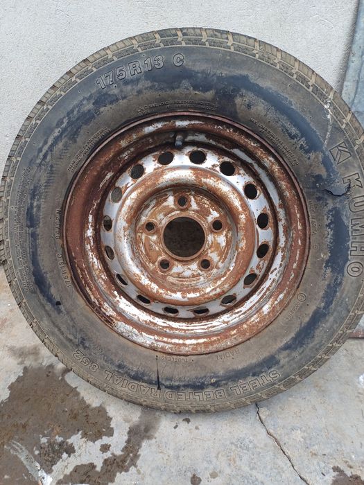 Колесо в зборі 175R13C