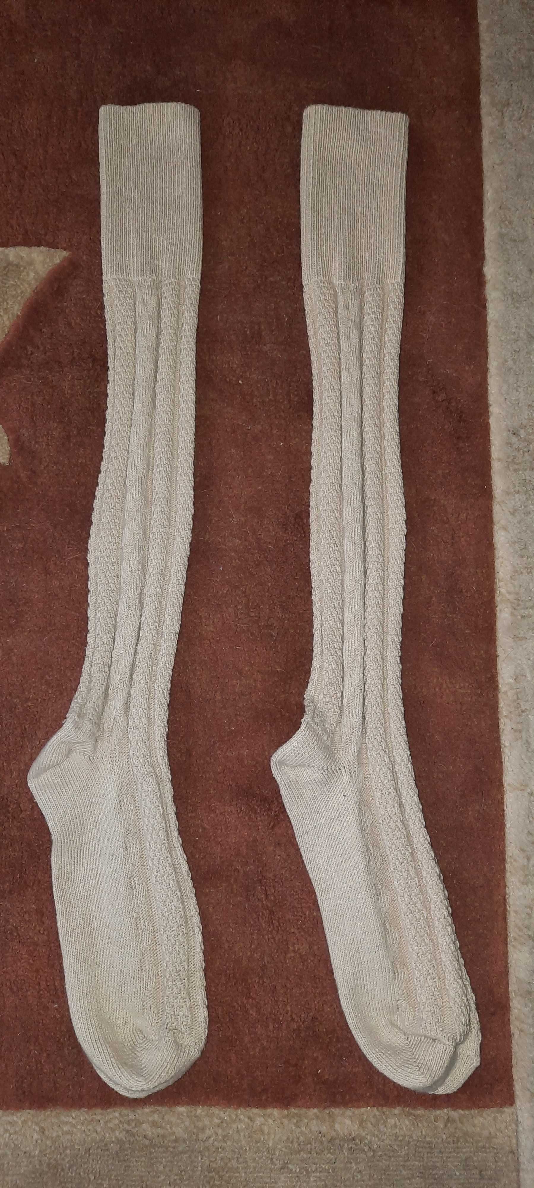Tradycyjne spodnie tyrolskie ze skóry + skarpety + buty (zestaw nowy).
