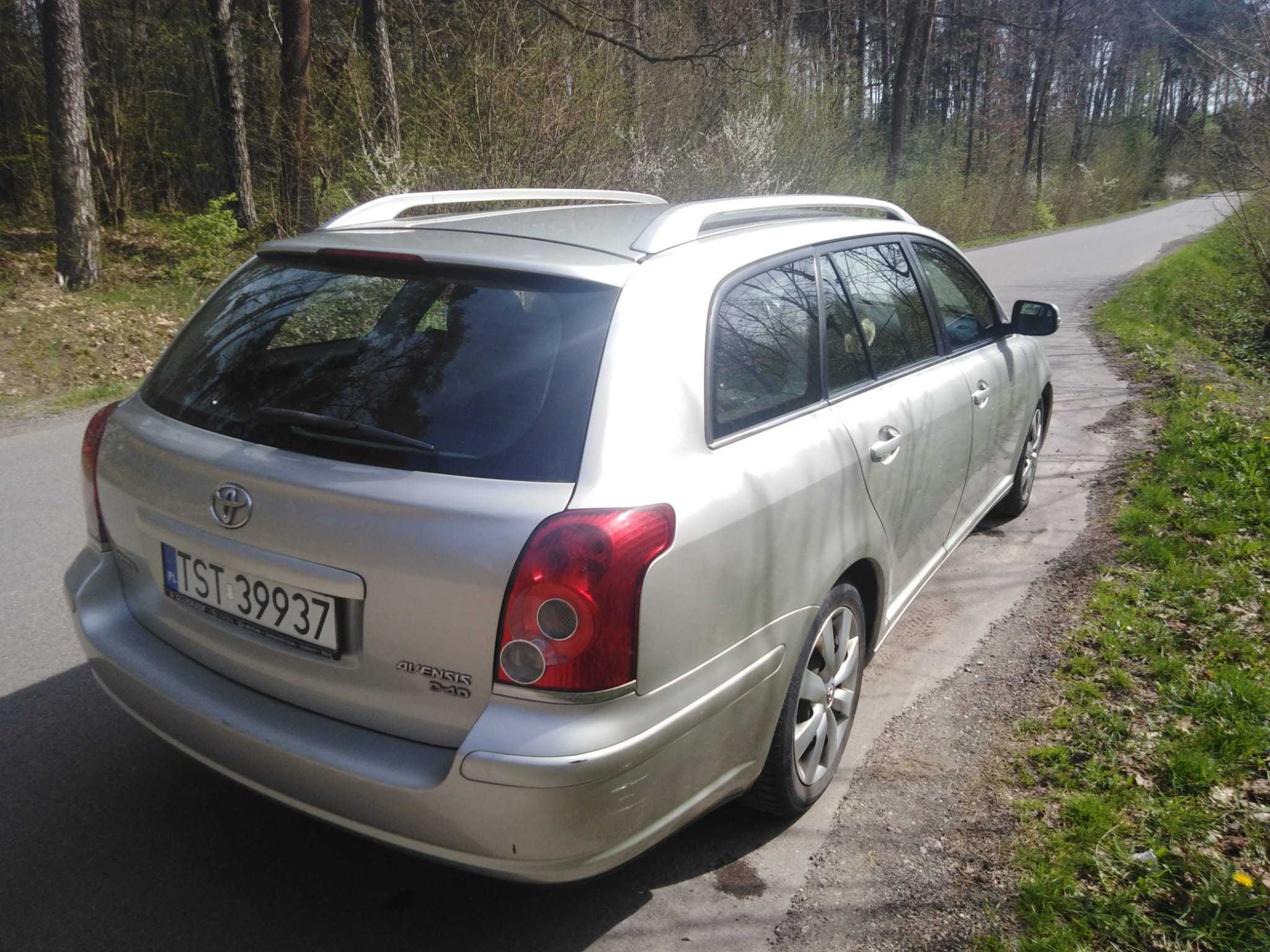 Toyota Avensis 2006r. Lift 2.0 D4D wersja SOL Kombi Świętokrzyskie