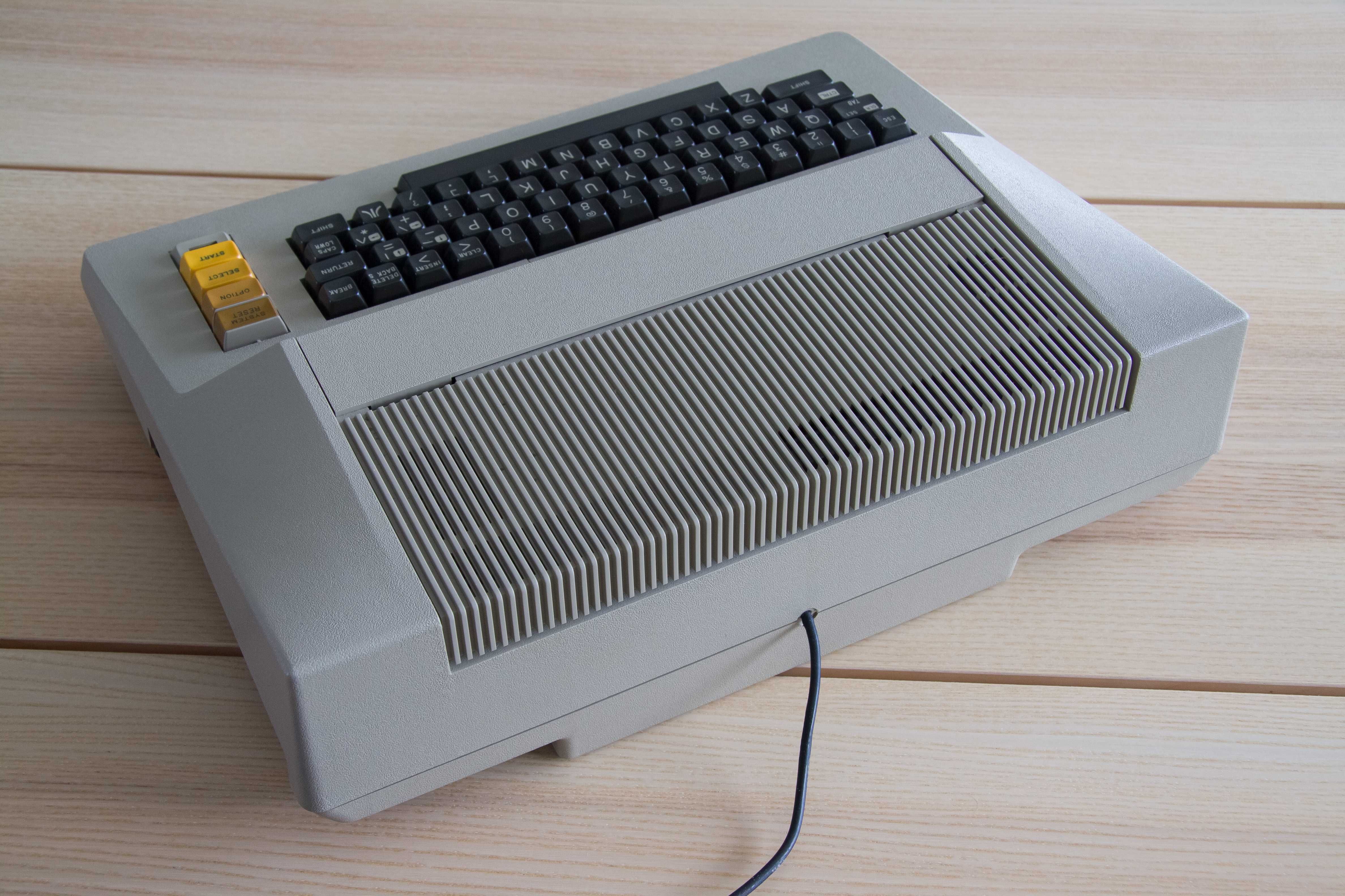Komputer Atari 800 jak 600XL/800XL/1200XL 8bit