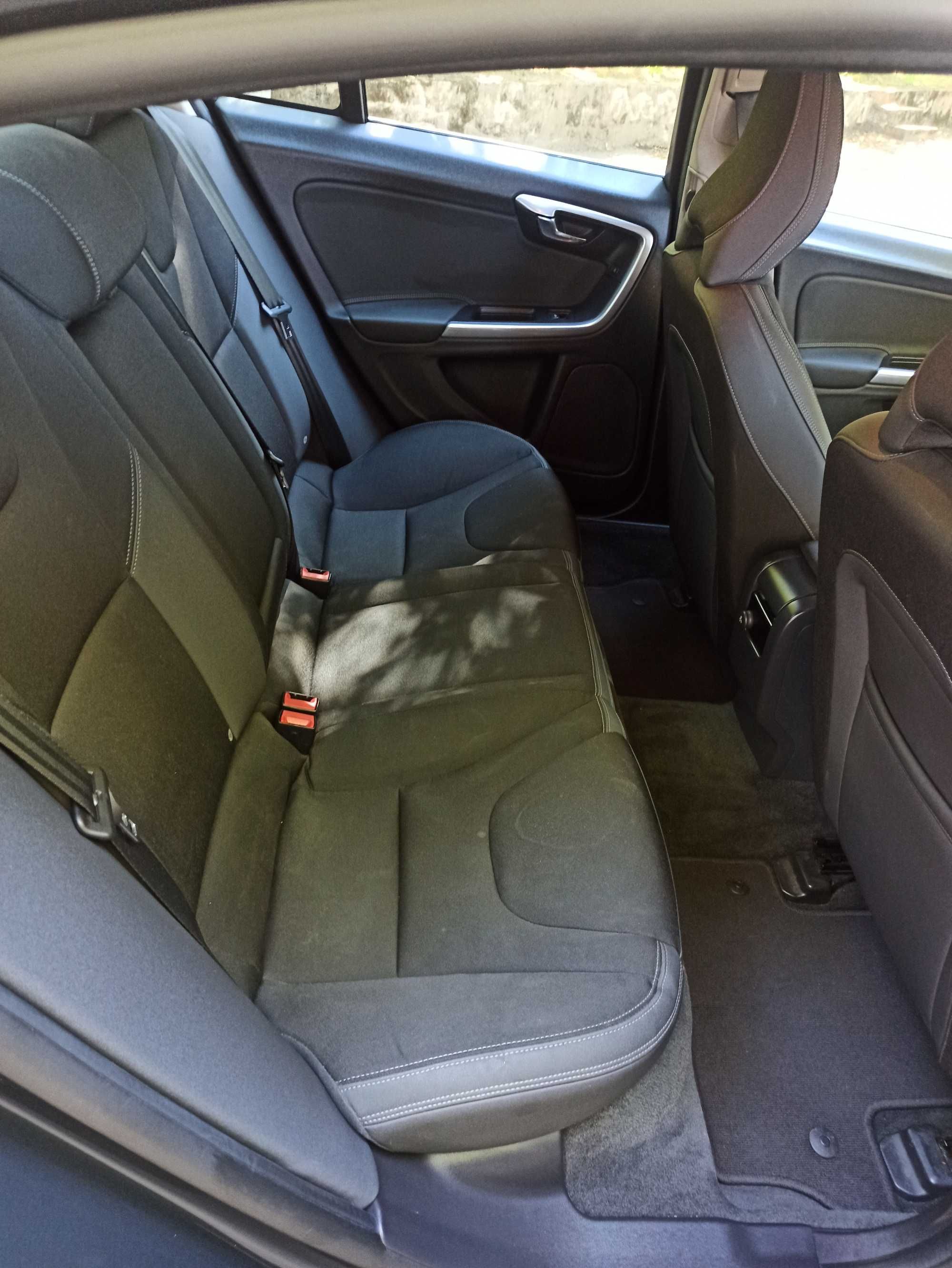Volvo S60 1.6 D2 Drive Momentum Start/Stop