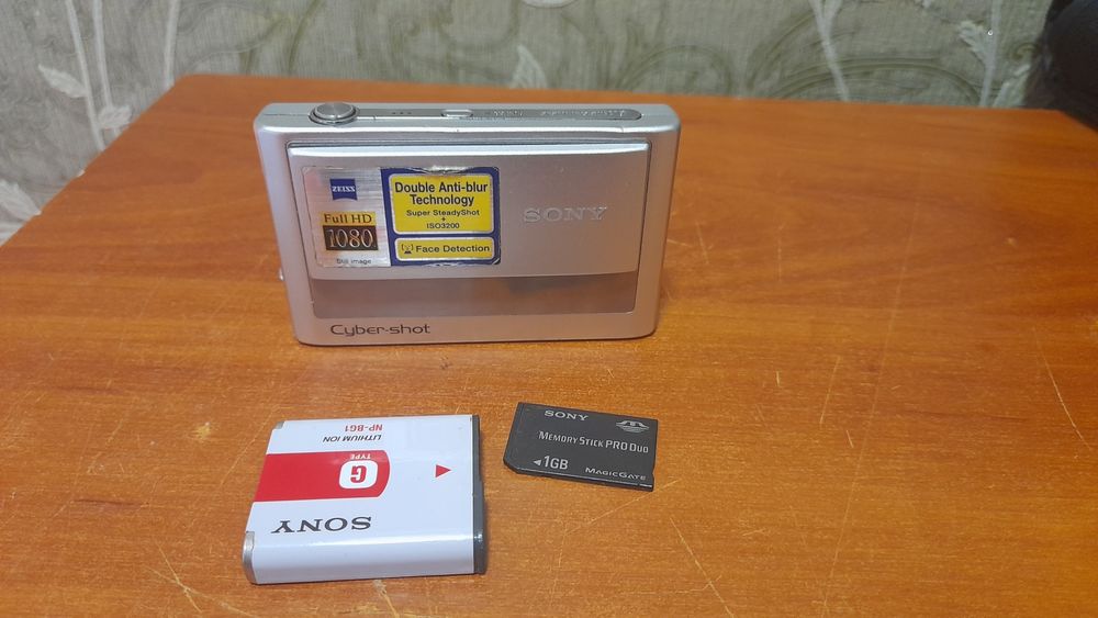 продам фотоаппарат Sony Cyber-shot DSC T 20