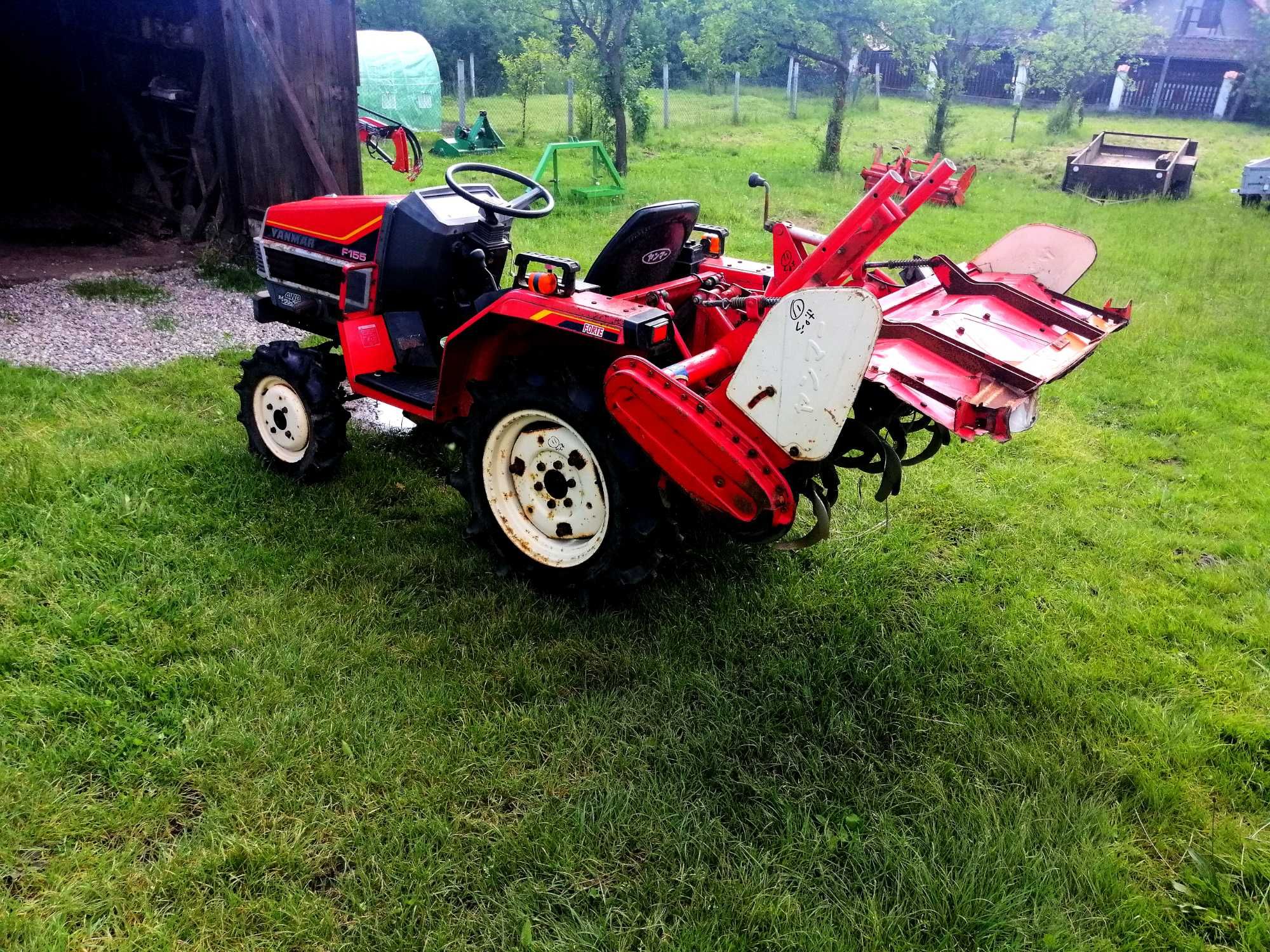 Japońsk Traktorek Yanmar F155
