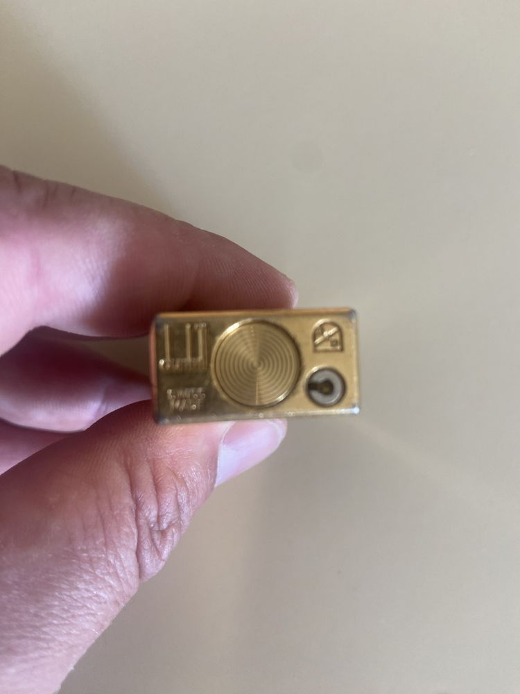 Isqueiro Dunhill Rollagas banhado a ouro
