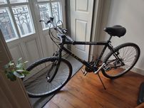 Bicicleta nova, usada 2 vezes apenas!!