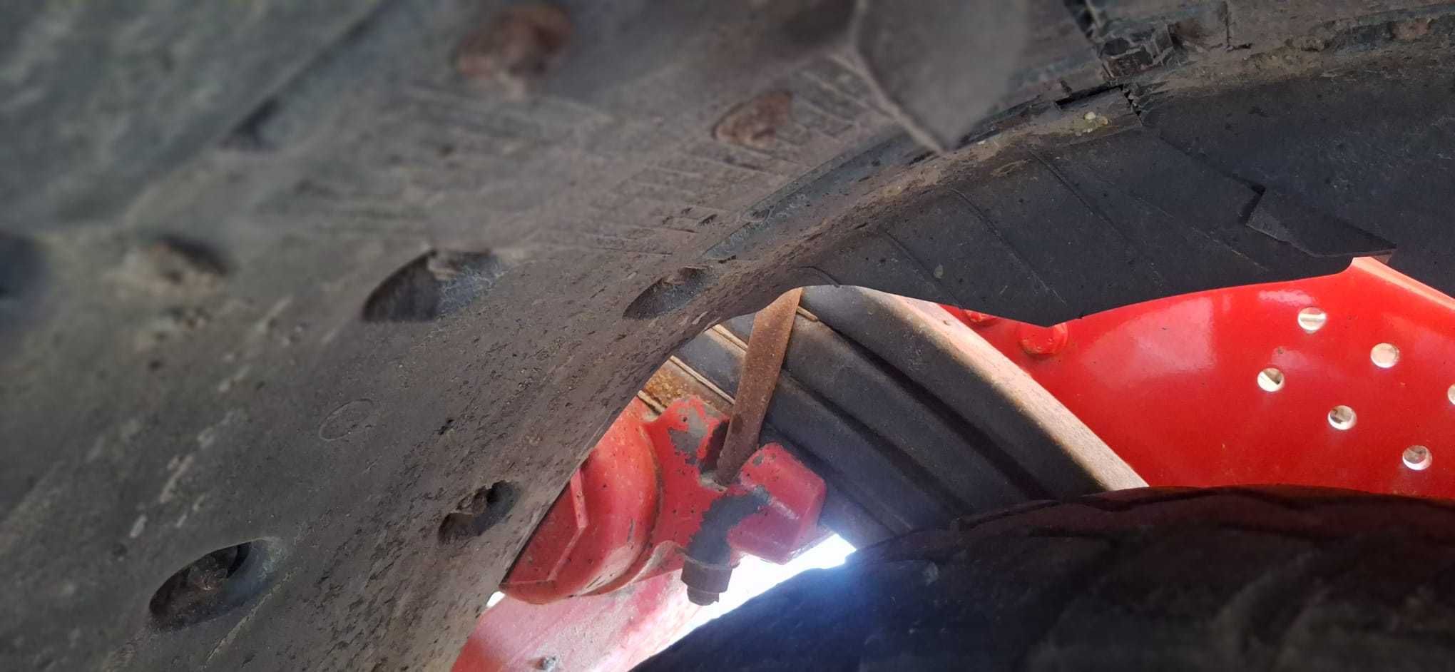 scanea G410 8*4 basculant de 17 m3 ano 2018 apenas 316000klm como nova