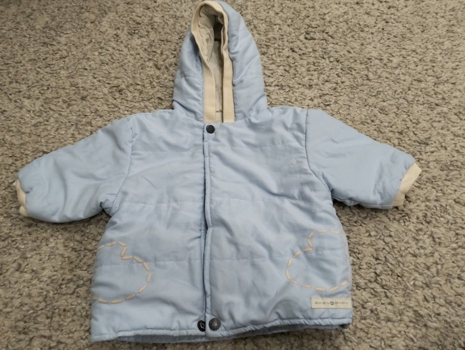 Продам куртку для дитини від 0 до 6 та 9-12 місяців