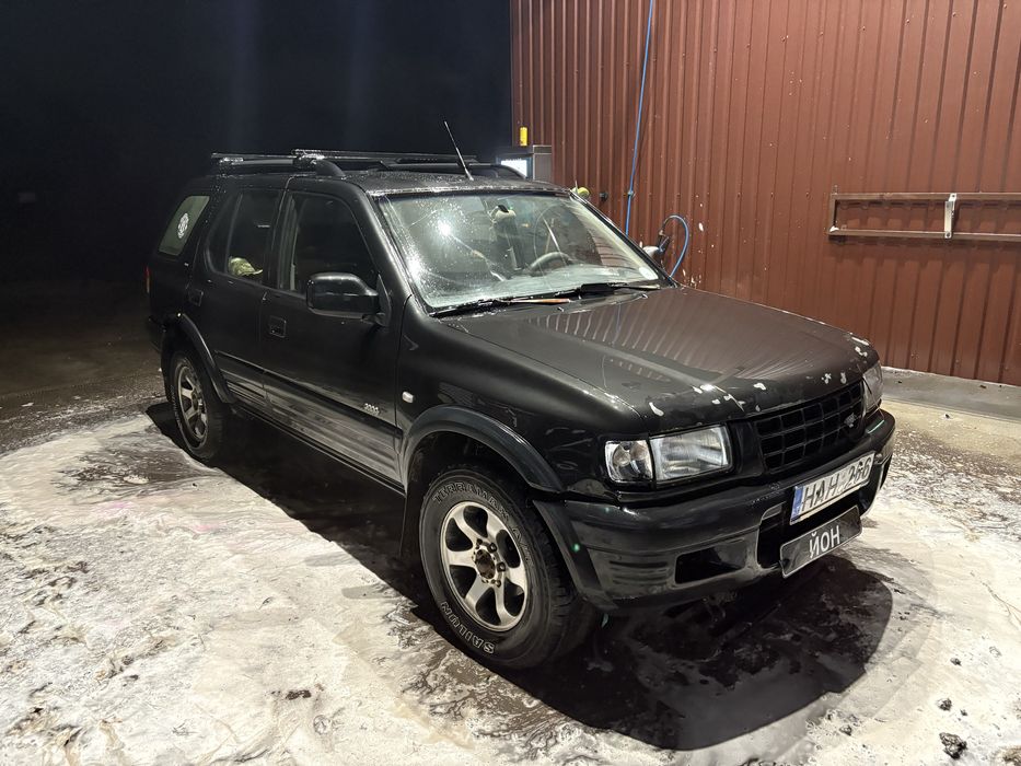 Опель фронтера ТОРГ  2.2 дизель