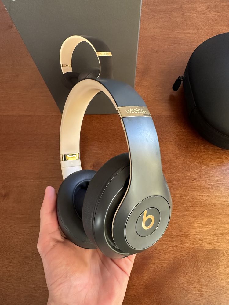 Beats Studio 3 Como Novos com Apple Care+ até 2025