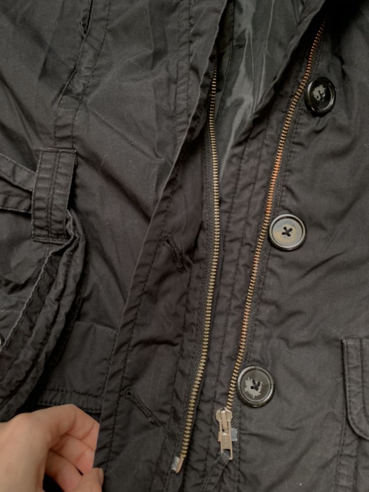Czarna kurtka marki H&M dobra na 42/44 XL/XXL nie ma kaptura