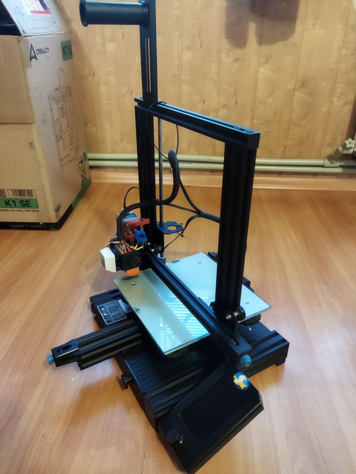 Продам 3D принтер Ender 3 v2