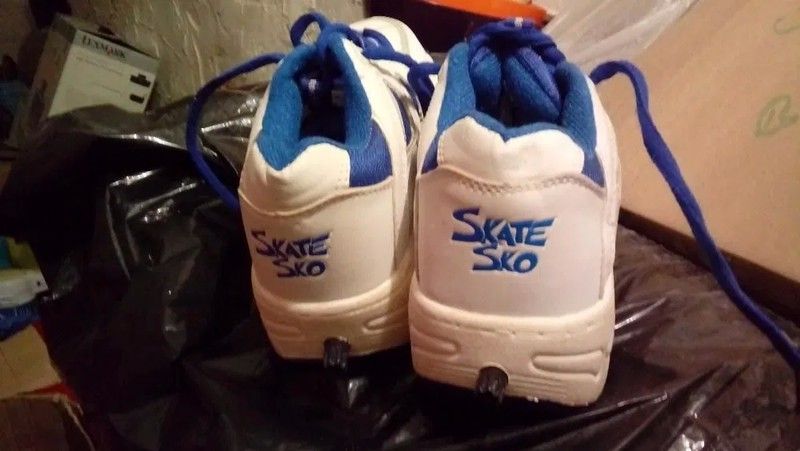 Buty na kółkach Skate Sko