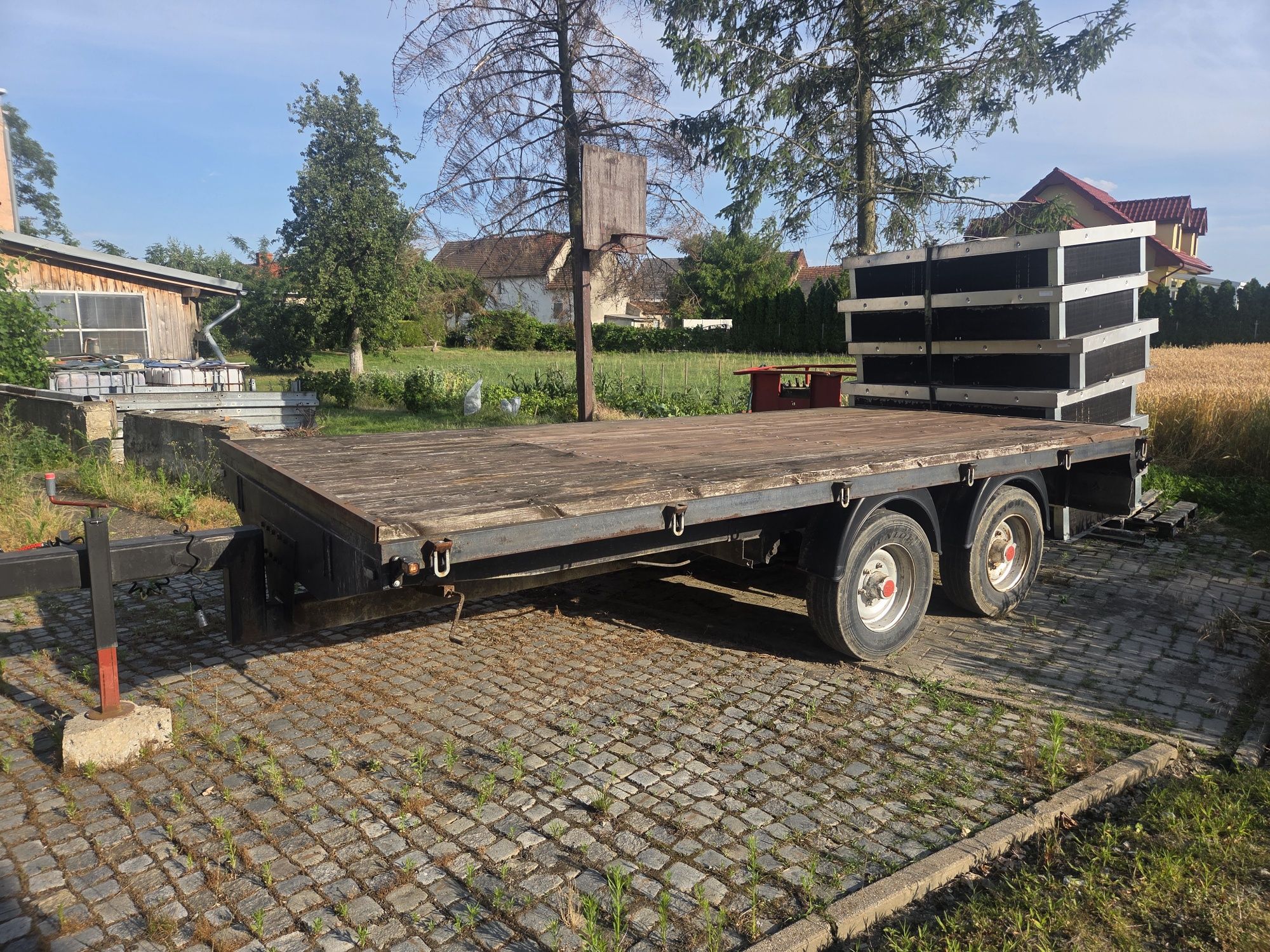 Sprzedam przyczepe niskopodwozie