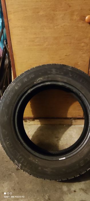 Opona zimowa Vredestein 205/65/16C