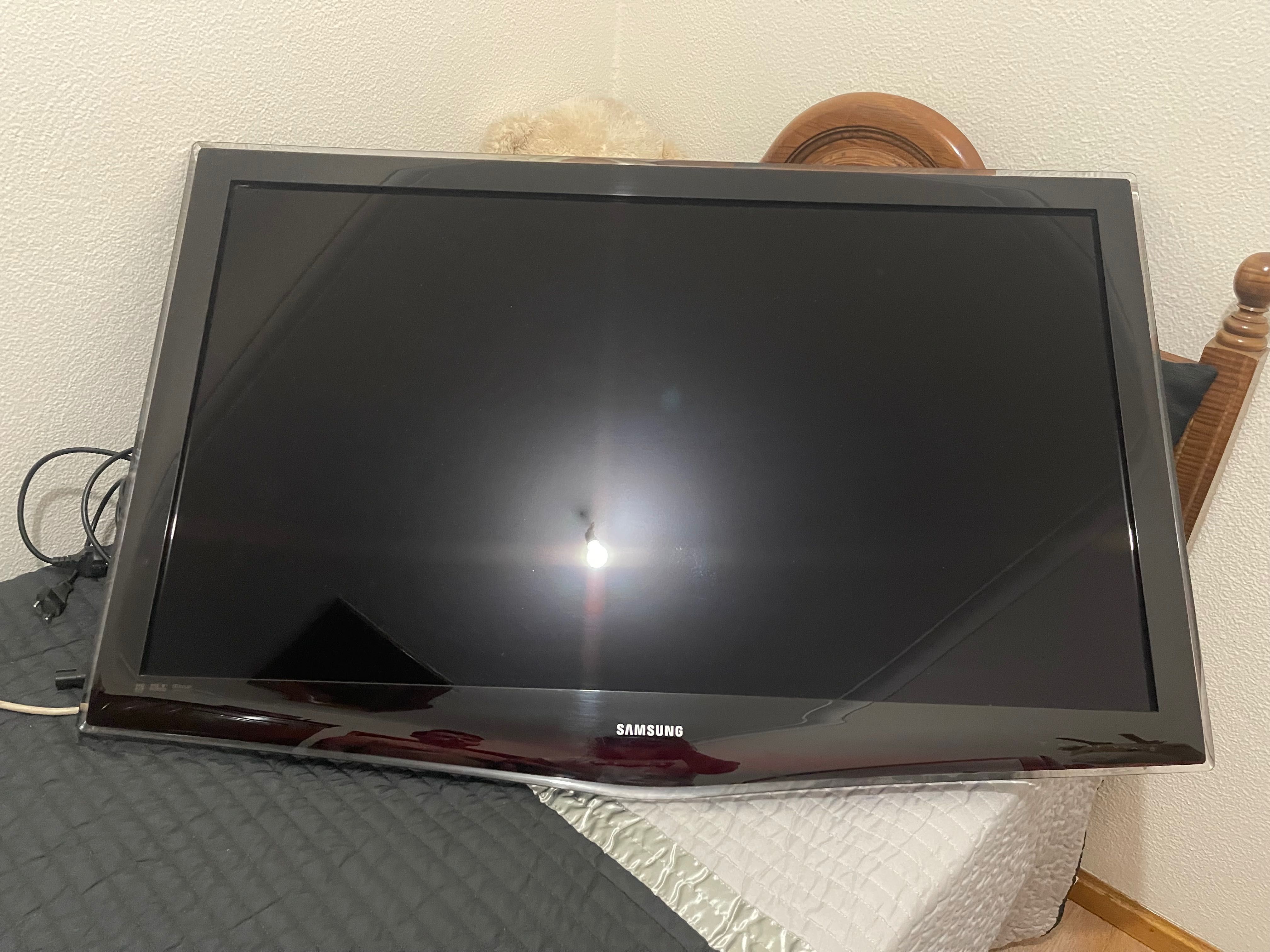 TV Samsung 200€ 32pol.