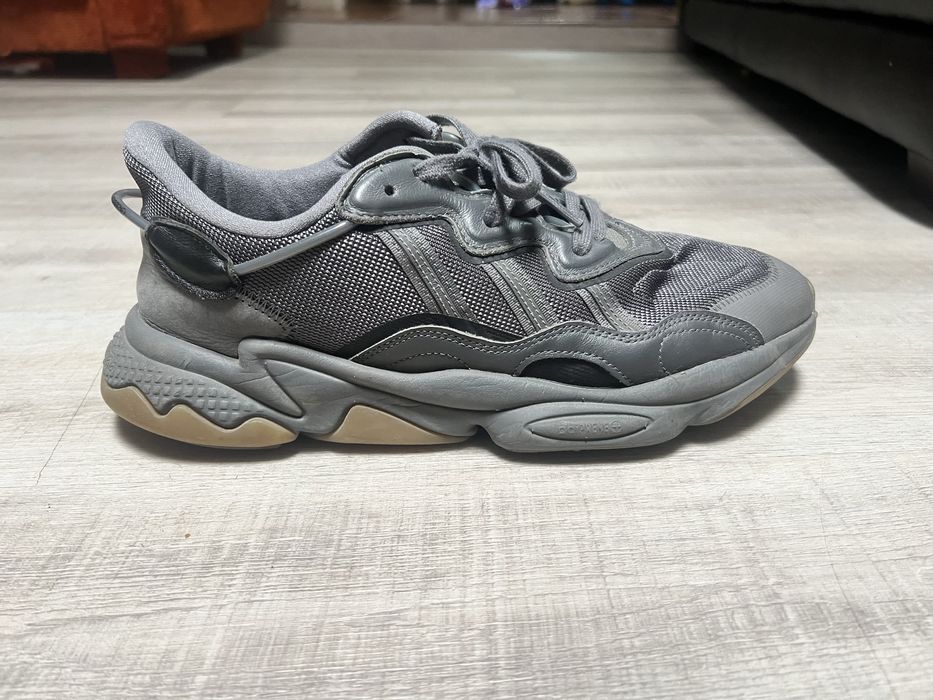 Adidas OZWEEGO Cinza – Únicos par – 70€