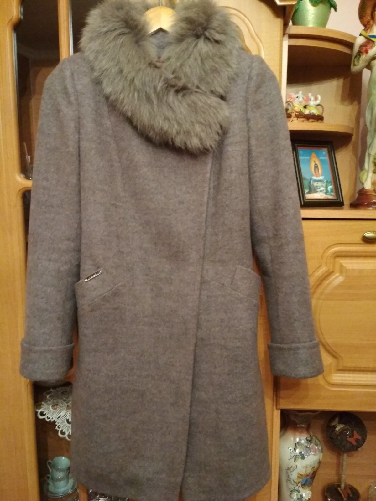 Зимове пальто 44 розміру