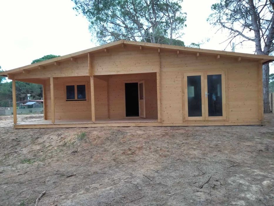 Casa de Madeira T2 com 87m2