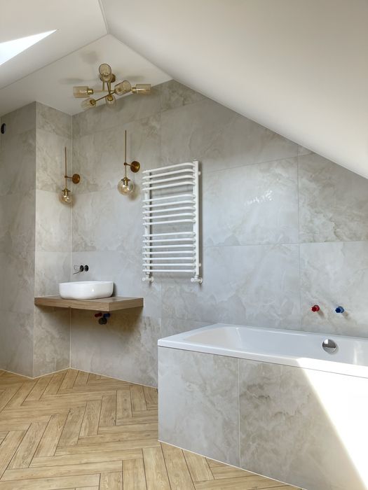 Плиточник вкладання плитки