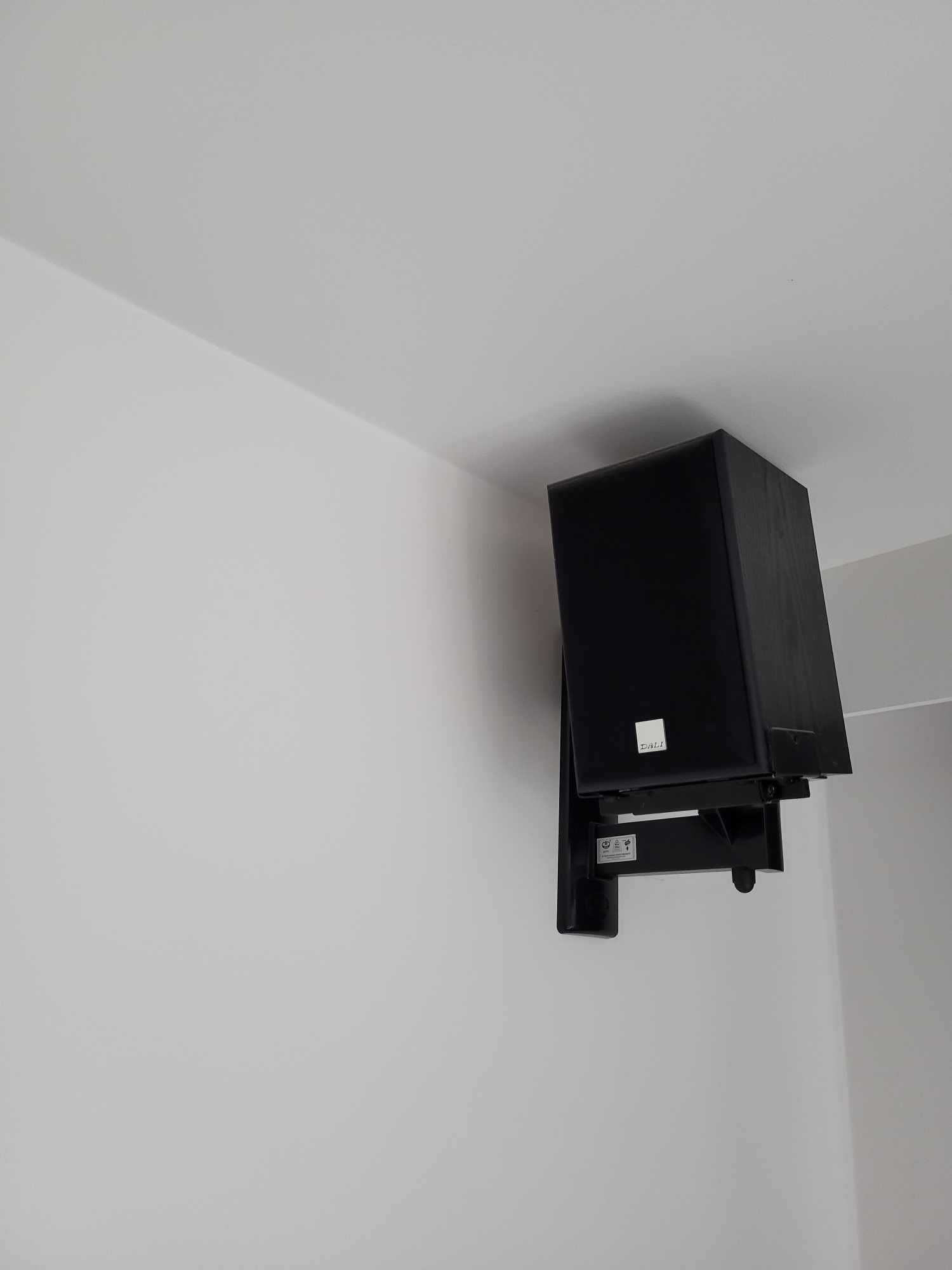 Zestaw kina domowegocDenon AVR x1300w + Dali Spektor 6