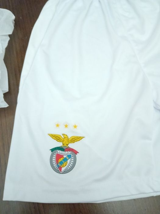 Calção do Benfica 7-8 novo na embalagem!