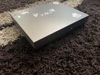 Xbox one X 1tb + геймпад
