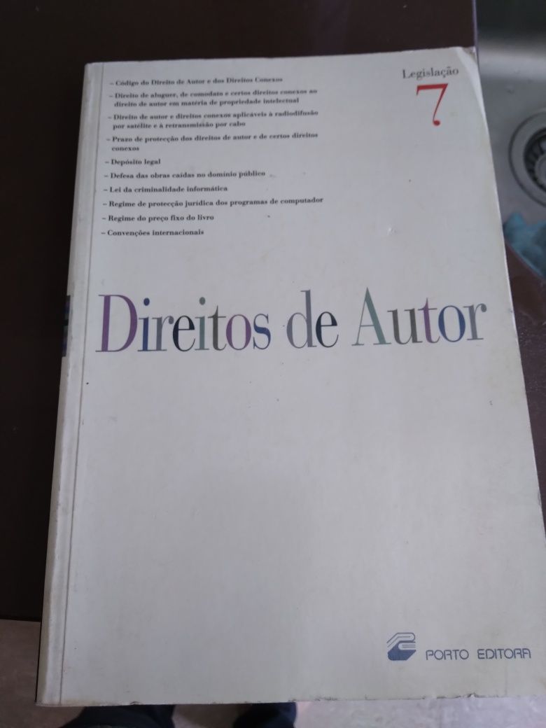 Livro Direitos de Autor da Porto Editora