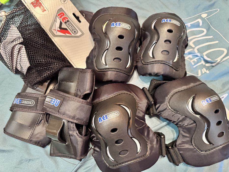 Фірмовий комплект захисту наколінники , налокітники