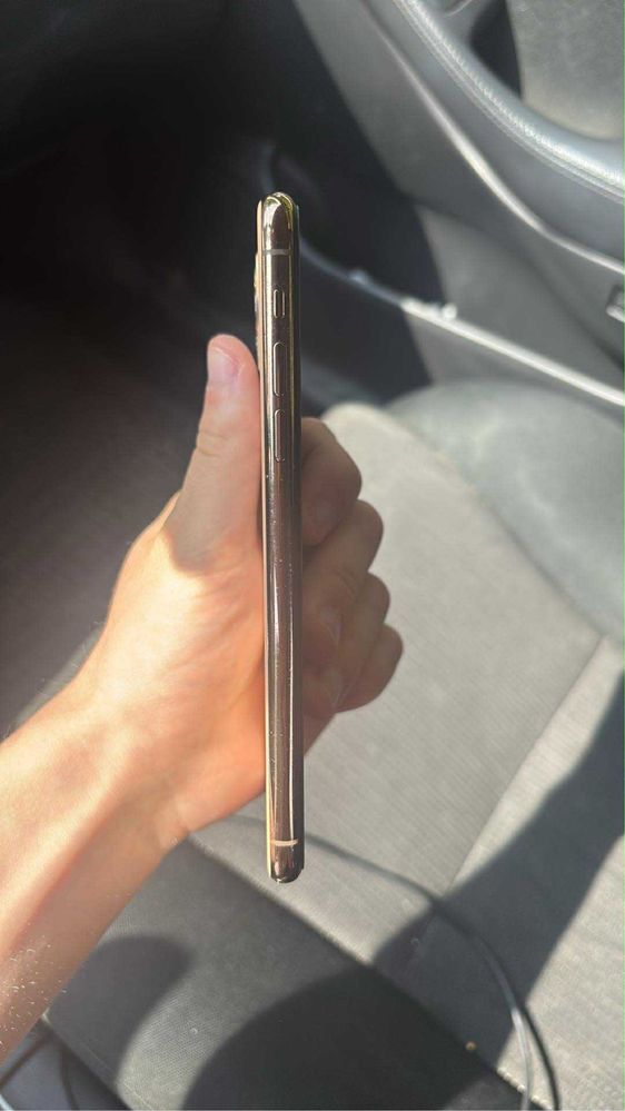 Iphone 11 pro max złoty