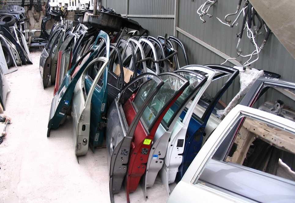 Двері VW BMW Mercedes TOYOTA