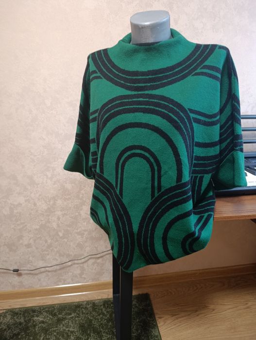 Кофта светр одяг жіночий