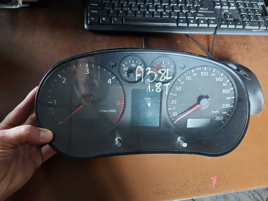 Audi A3 8L licznik zegary 1,8T 8L0.920.930 FV dostawa