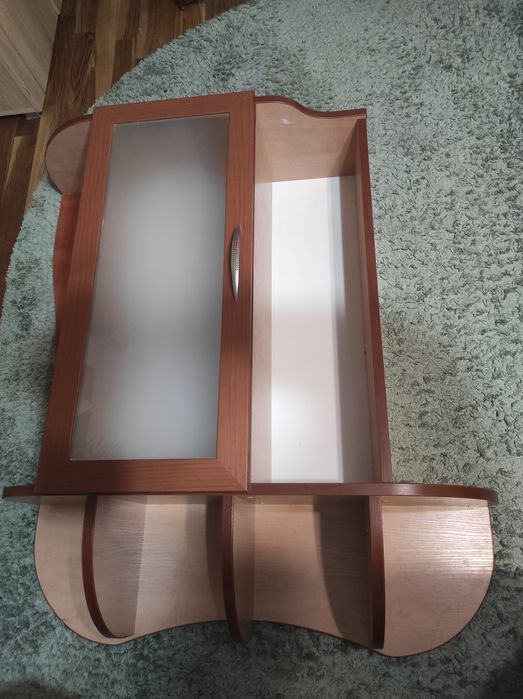 Навісна тумбочка